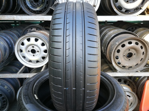 185/60R15 Dunlop Sport BluResponse