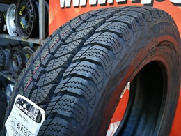 215/65R16C Uniroyal Snow Max 3 109/107R Új! 1db-os!