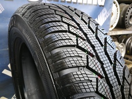 215/65R16 Semperit Master-Grip 2 FR újszerű! demo! DOT3020