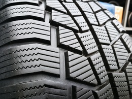 235/55R17 Viking Wintech 1db-os!