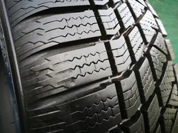 215/55R18 Kumho WS71 WinterCraft DOT2221