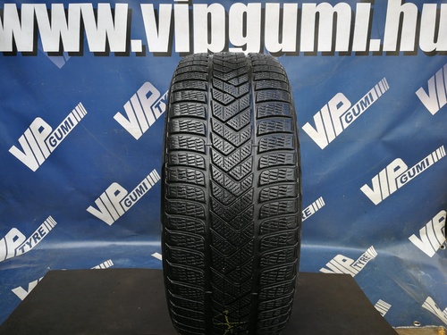 255/45R19 Pirelli Winter SottoZero 3 FR MO DOT4024