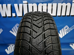 195/55R16 Pirelli Winter Snowcontrol S3 * RSC Új! DOT4517