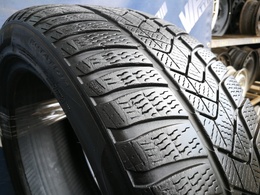 225/45R17 Pirelli Winter SottoZero 3 FR DOT4219
