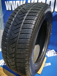235/60R18 Pirelli Scorpion Winter