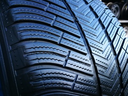 295/40R20 Michelin Latitude Alpin LA2 NO