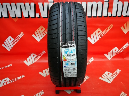 215/55R17 Goodyear EfficientGrip Performance Új! DOT4119 1db!