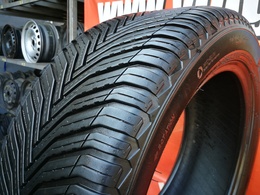 285/45R20 Michelin CrossClimate2 XL DOT2724 1db-os!