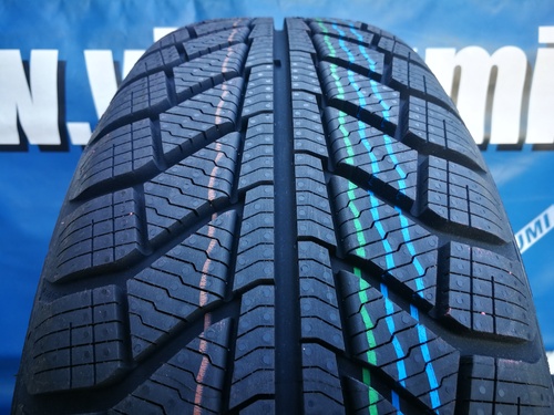 215/55R17 Point S Winter S FR 98H