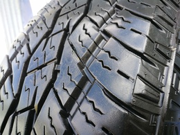 225/65R17 Toyo Open Country A/T Plus