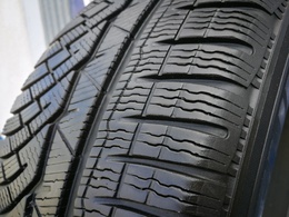 245/55R17 Michelin Pilot Alpin PA4 XL MO