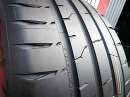 285/35R19 Continental SportContact 7 103Y XL FR