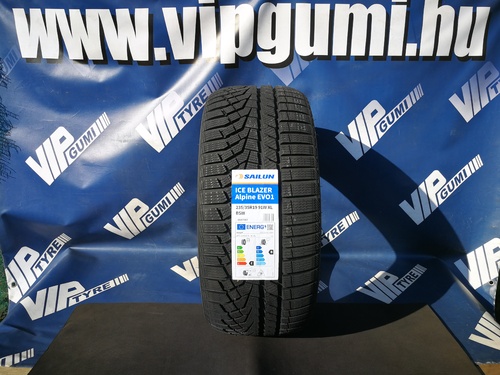 235/35R19 Sailun Ice Blazer Alpine EVO1 91W XL