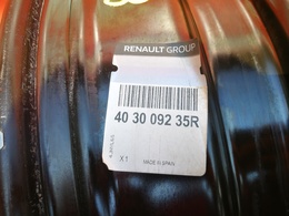 Dacia Duster acélfelni 16X6.5J, 5X114.3X66.1, ET32 (403009235R)