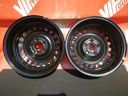 Dacia Duster acélfelni 16X6.5J, 5X114.3X66.1, ET32 (403009235R)