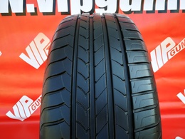 215/60R16 Goodyear EfficientGrip FR