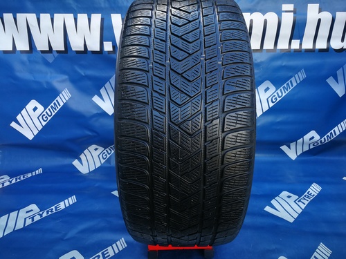 275/40R20 Pirelli Scorpion Winter FR RSC DOT4719 1db-os