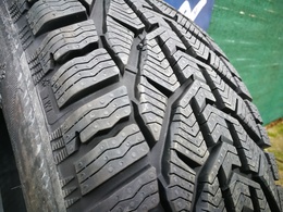 215/60R16 Taurus Winter 99H XL