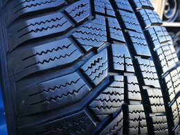 225/65R17 Hankook I*cept evo2 W320A SUV