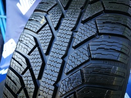 185/60R15 Semperit Speed-Grip 2 DOT2015