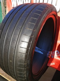 285/40R22 Yokohama Advan Sport V107 FR XL 1 db-os!