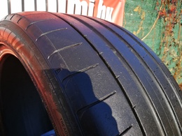 285/40R22 Yokohama Advan Sport V107 FR XL 1 db-os!