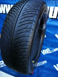 235/60R18 Michelin Pilot Alpin 5 DOT2818