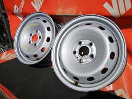 Dacia Duster acélfelni 16X6J, 5X114.3X66.1, ET50 (403006329R)