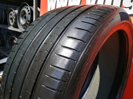 275/35R21 Pirelli PZero PZ4 FR T1 Elect PNCS DOT3522 1db-os!