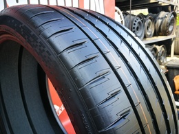275/35R22 Michelin Pilot Sport EV Acoustic FR MO1 XL Új! DOT0323