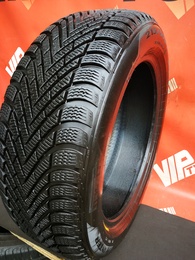 215/55R17 Pirelli Powergy Winter FR XL DOT2924 1db-os!