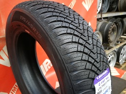 175/65R15 Laufen G Fit 4S LH71 84H
