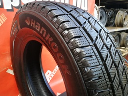 225/75R16C Hankook Winter Icept LV RW12 DOT3724