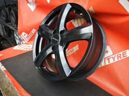 Volkswagen Passat alufelni 17X6J, 5X112X57.1, ET45,  Gamaparts G