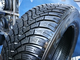 215/55R17 Falken Eurowinter HS01 DOT2117