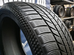 255/40R21 Continental WinterContact TS870P FR DOT2422 -E-