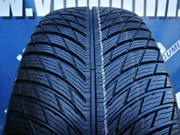 235/55R19 Michelin Pilot Alpin 5 SUV AO XL Új! DOT1325
