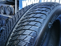235/55R19 Michelin Pilot Alpin 5 SUV AO XL Új! DOT1325
