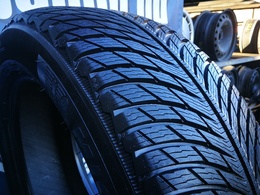 235/55R19 Michelin Pilot Alpin 5 SUV AO XL Új! DOT1325