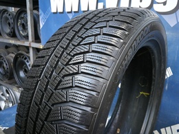 215/55R18 Hankook Winter Icept Evo2 W320 FR DOT3318 1db-os!