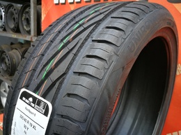 225/40R19 Uniroyal RainSport 5 FR