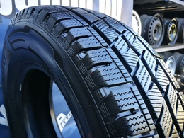 225/75R16C Hankook Winter Icept LV RW12 DOT3622