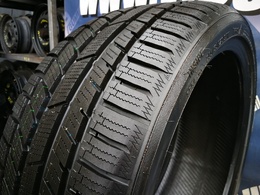 255/35R20 Toyo Snowprox S954 FR XL DOT2222