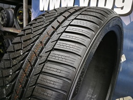 255/35R21 Kumho WinterCraft WP72 Asymmetric 2 XL DOT3023FR XL