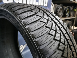 255/35R21 Kumho WinterCraft WP72 Asymmetric 2 XL DOT3023FR XL
