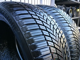215/50R19 Bridgestone Weather Control A005 B-Seal + demo! DOT032